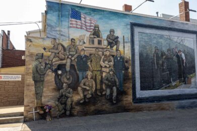 A mural on a wall at Amherst's Patriots Park honoring the veterans of Desert Shield & Desert Storm.